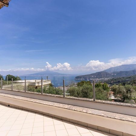 Villa Milena Modern Elegance Views And Guest Services Sorrento Exterior foto