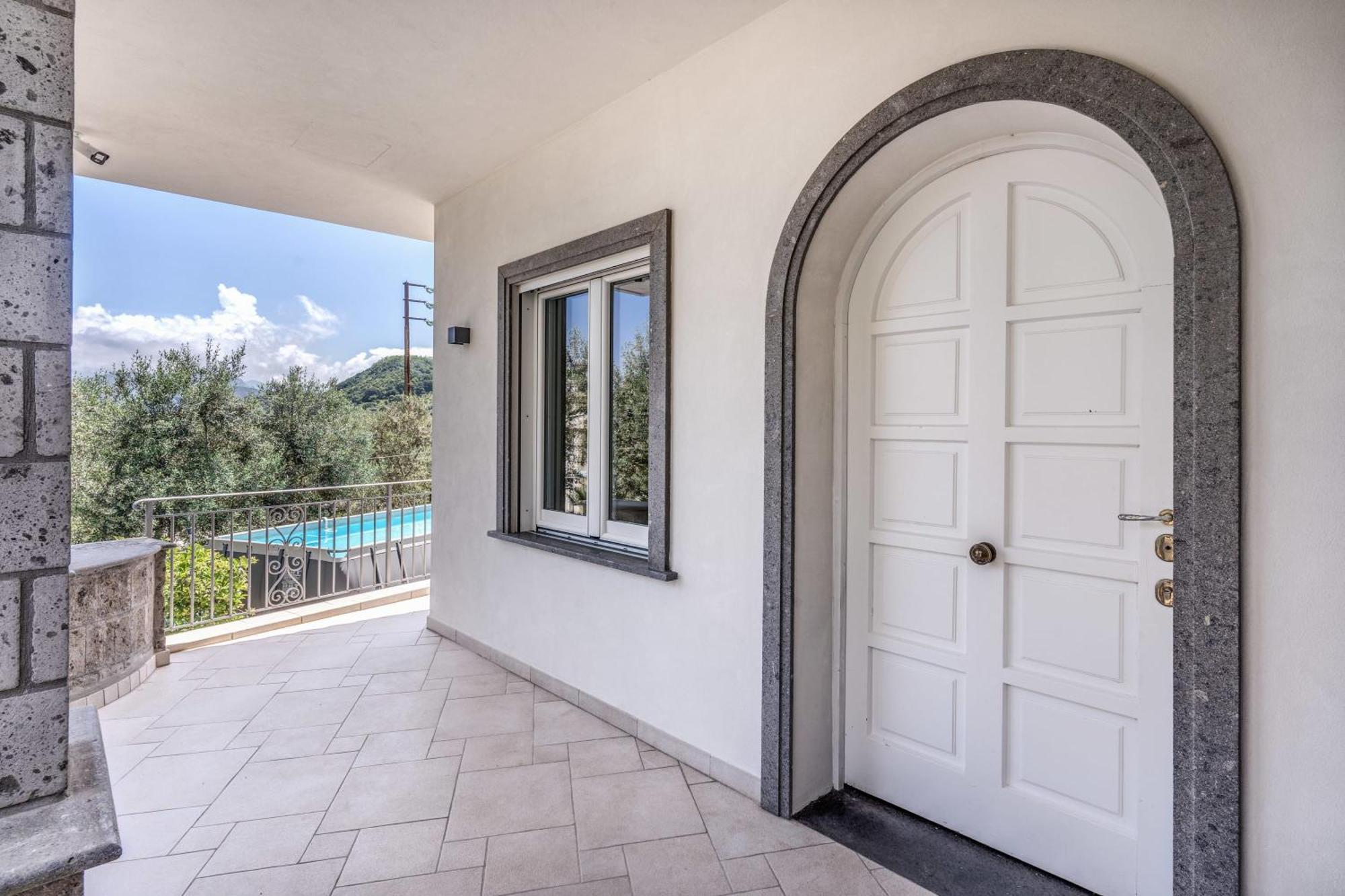 Villa Milena Modern Elegance Views And Guest Services Sorrento Exterior foto