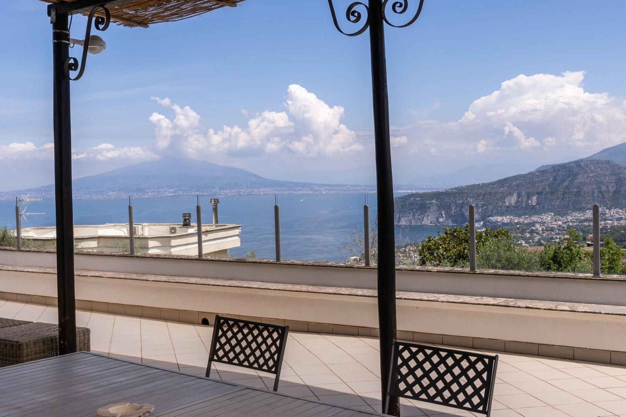 Villa Milena Modern Elegance Views And Guest Services Sorrento Exterior foto